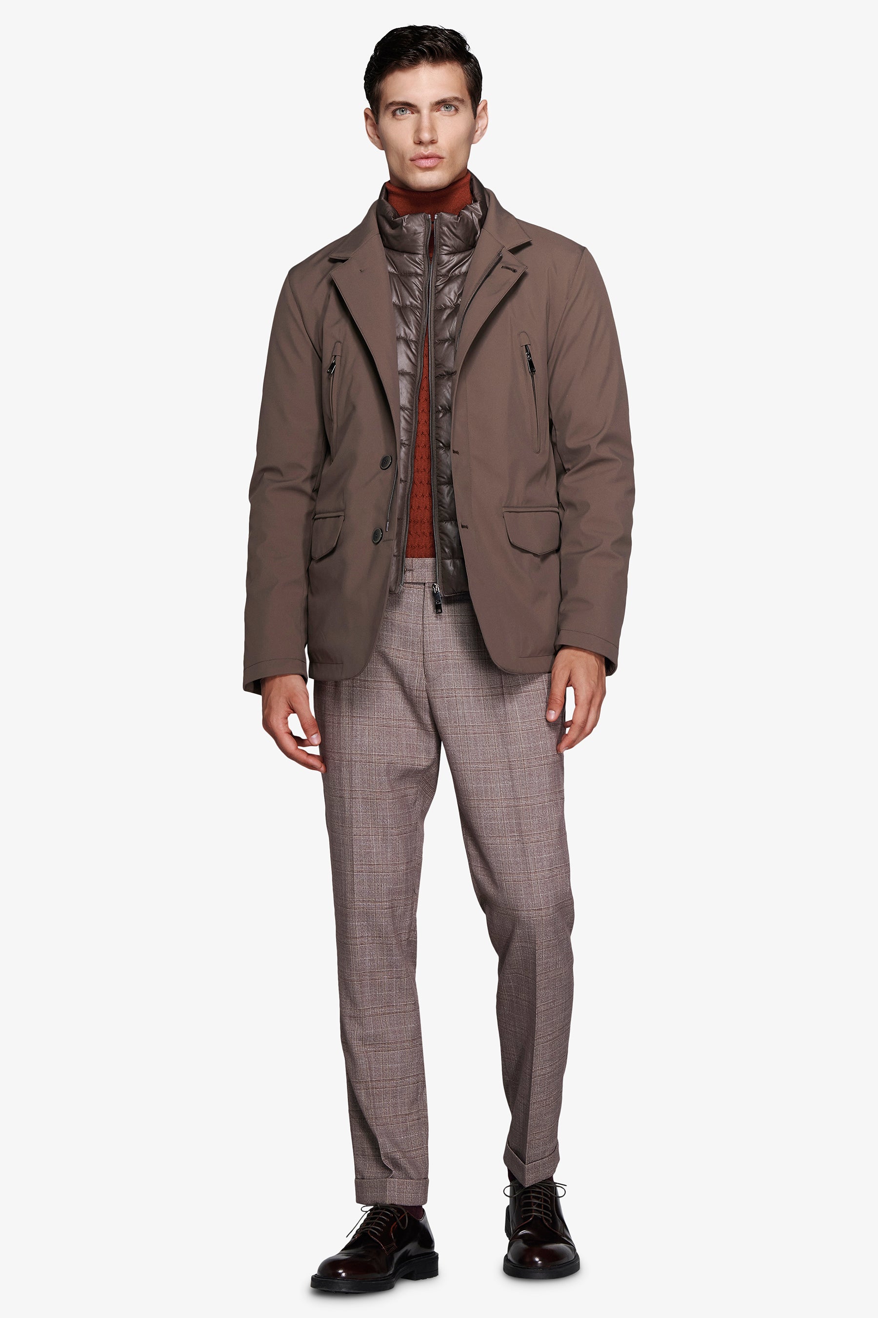 Parka técnica gris tórtola