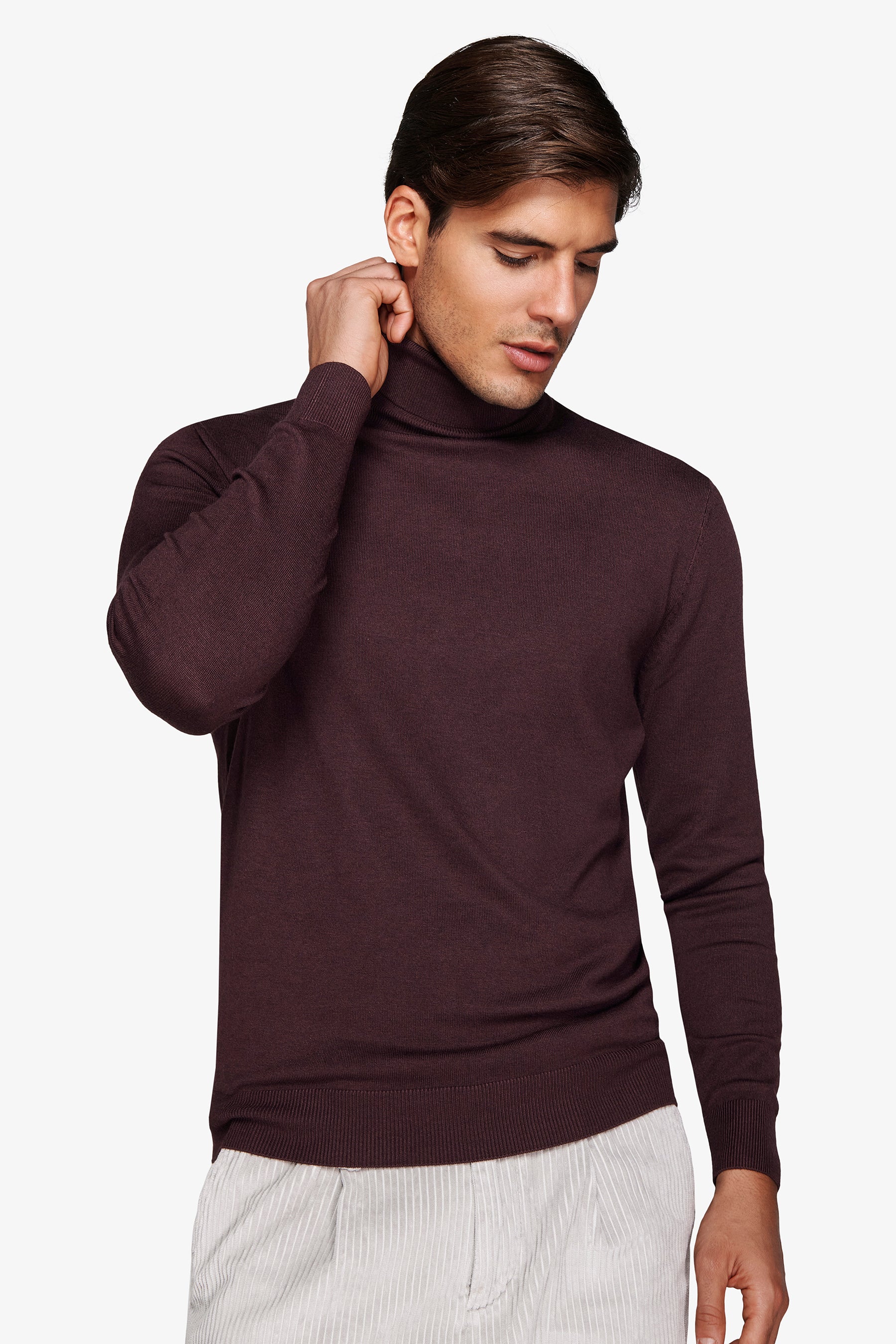 Maglia dolcevita basic bordeaux