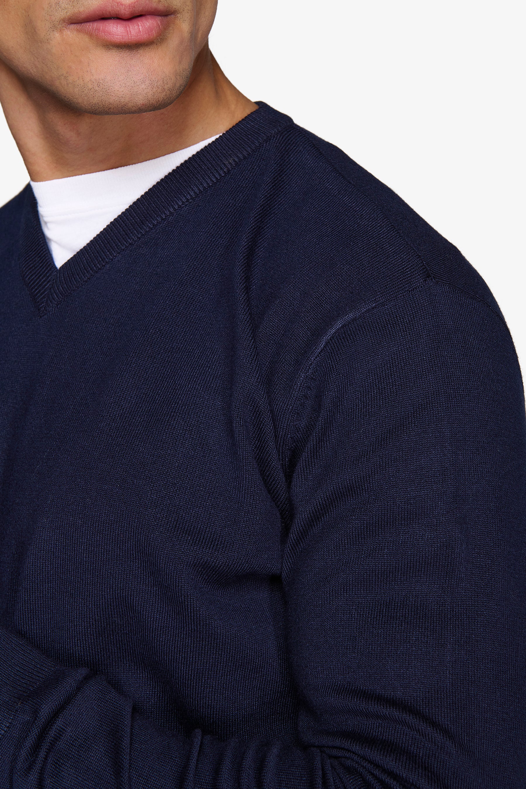 Jersey con cuello de pico azul