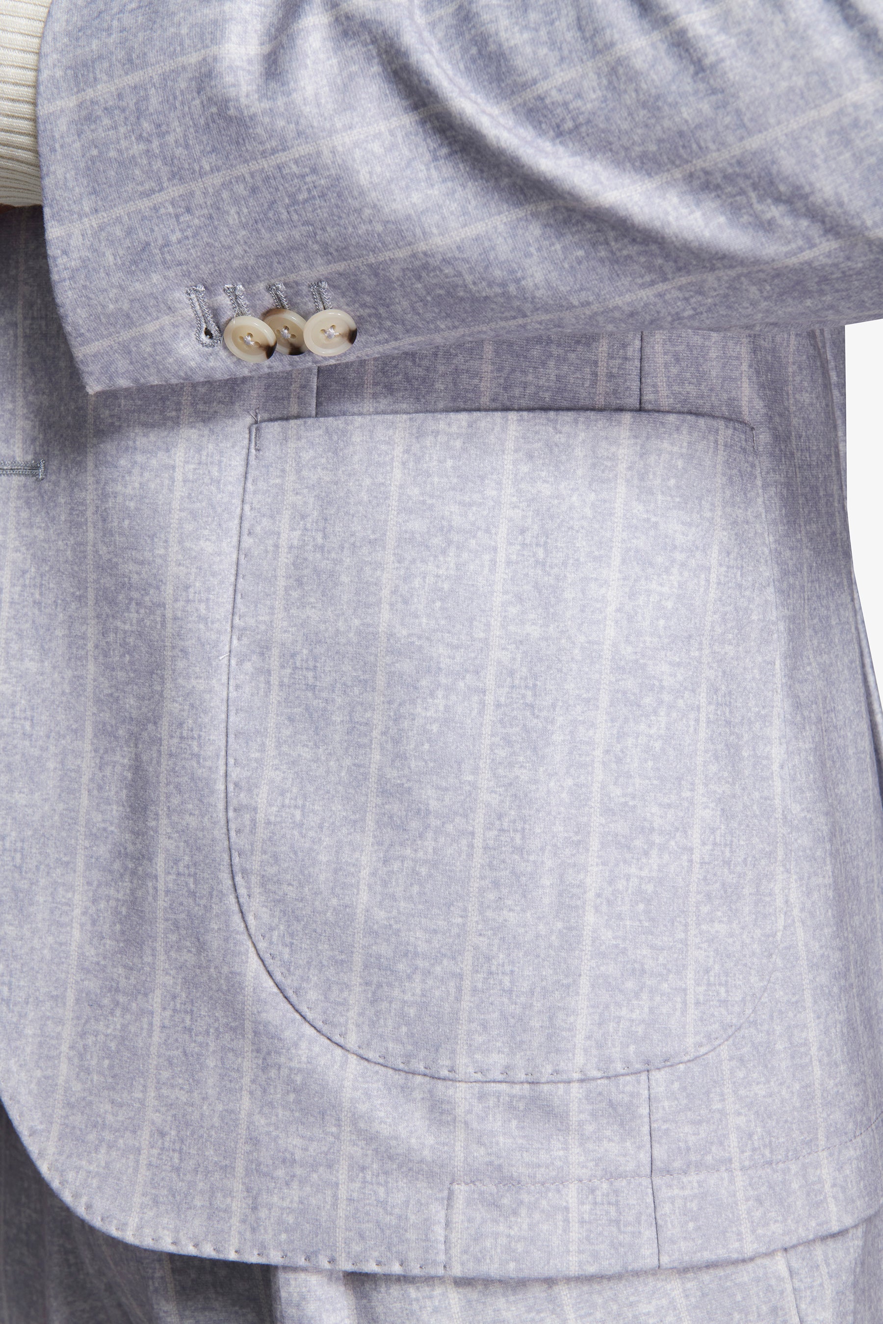 Veste bleu clair à fines rayures